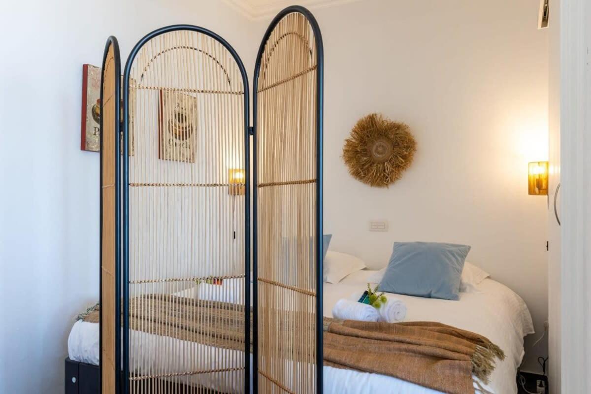 Huswell - Beautiful Spacious Studio With Frontal Sea View Knokke-Heist Bagian luar foto