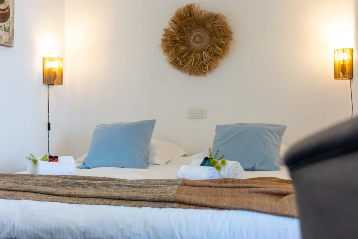 Huswell - Beautiful Spacious Studio With Frontal Sea View Knokke-Heist Bagian luar foto